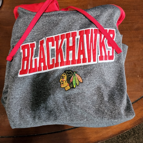 NHL Chicago Blackhawks Sweatshirt - Picture 3 of 3